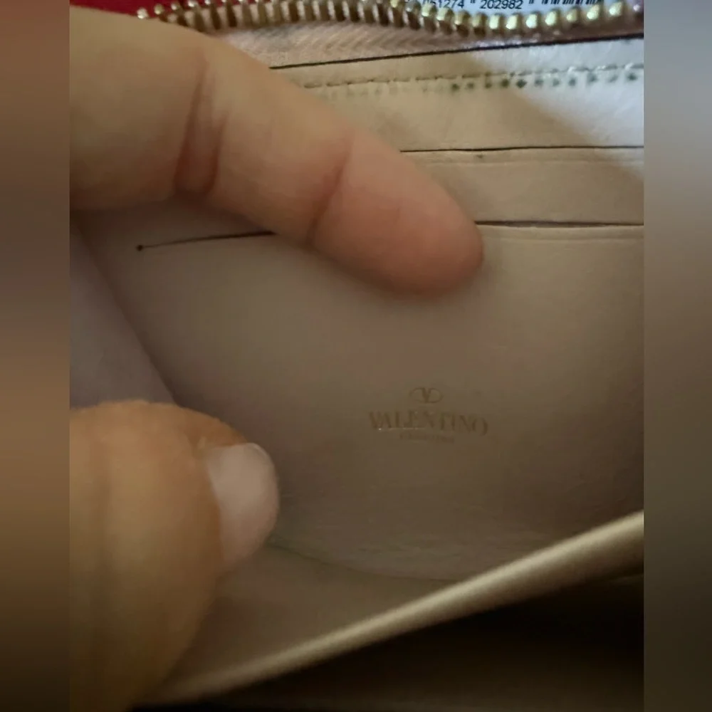 Valentino Garavani Pink Rockstud Wallet full inclusion‎ EUC msrp $490
